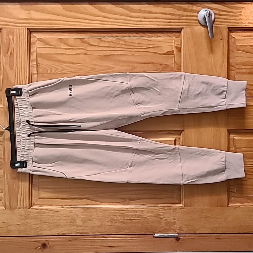 Alpha Forward Essential Jogger